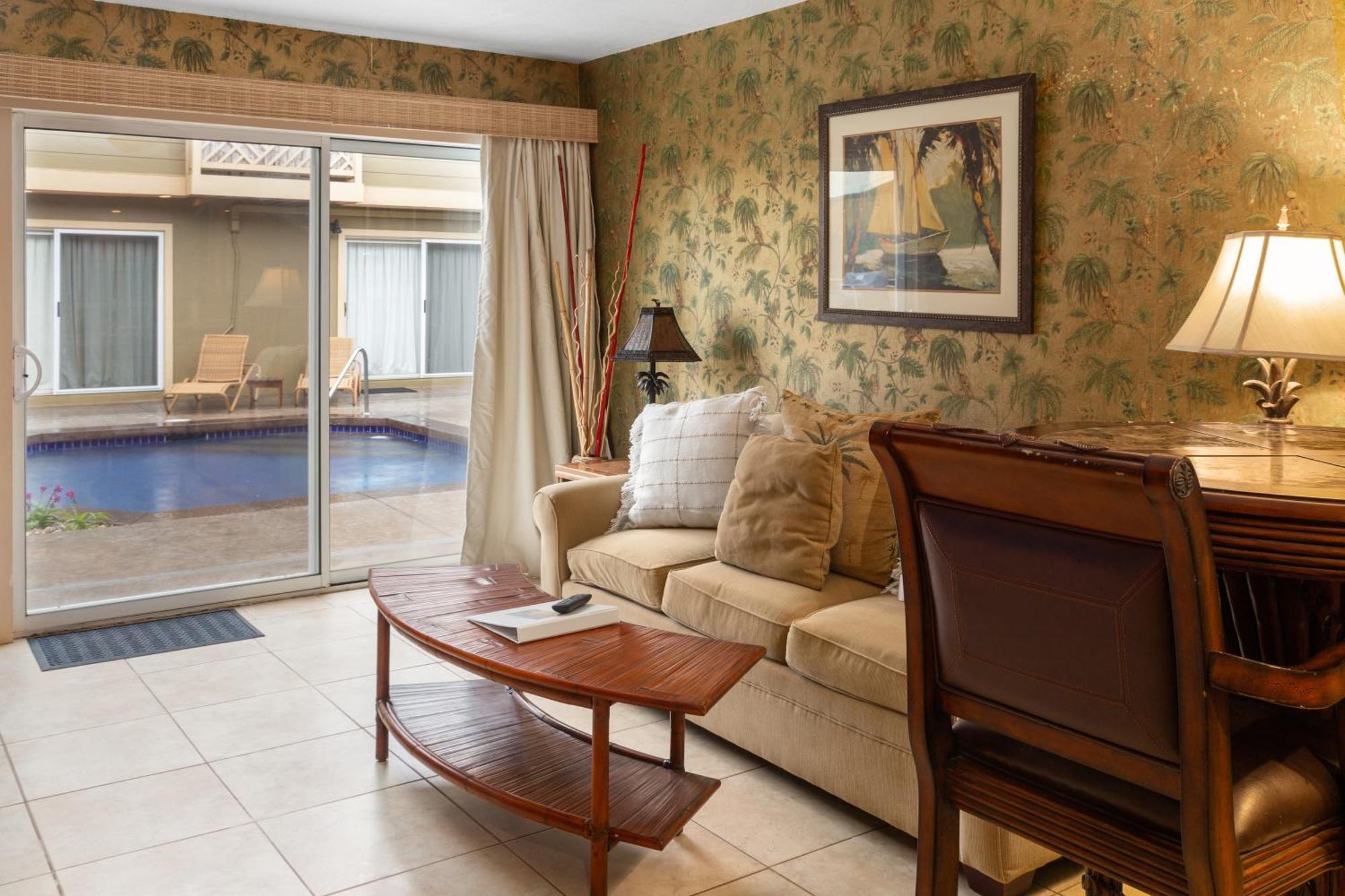 Lotus Suite, 1 Bedroom, Sleeps 4, Pool & Bbq, Pre-Renovation Summer Sale Kīhei Exterior foto